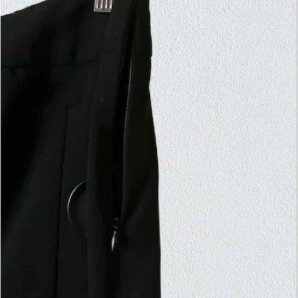 Larry Levine Stretch Black Skirt size 12 - Picture 7 of 9